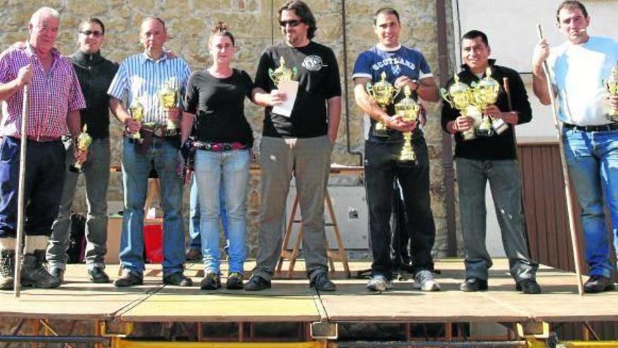 Miles de personas, poco ganado y mucho más