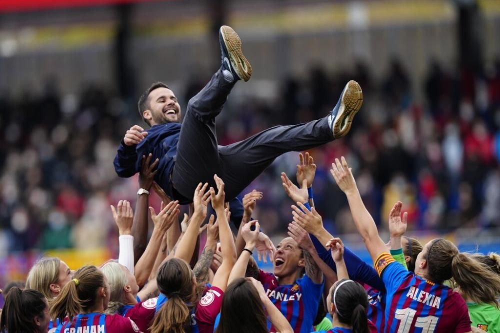 El Barça, campeón de Liga tras arrollar al Madrid