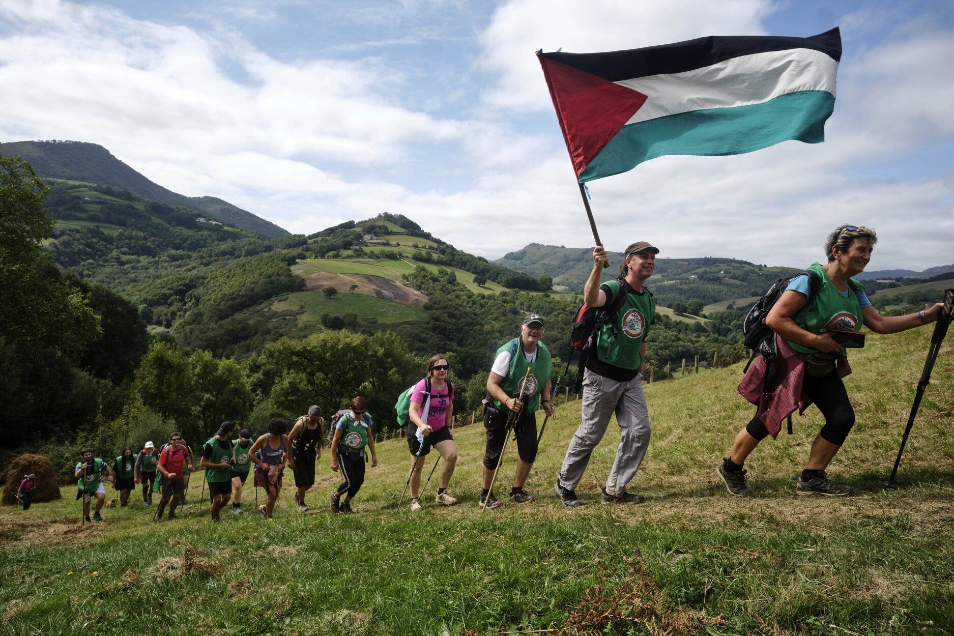 Fotos de la séptima etapa de la marcha propalestina por Navarra, desde Eltzaburu hasta Doneztebe