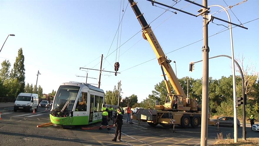 Los vecinos de Abetxuko ya utilizan con normalidad el tranvía