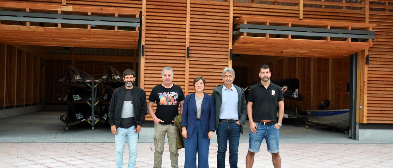 Errenteria: Hibaika estrena nuevo almacén para sus embarcaciones