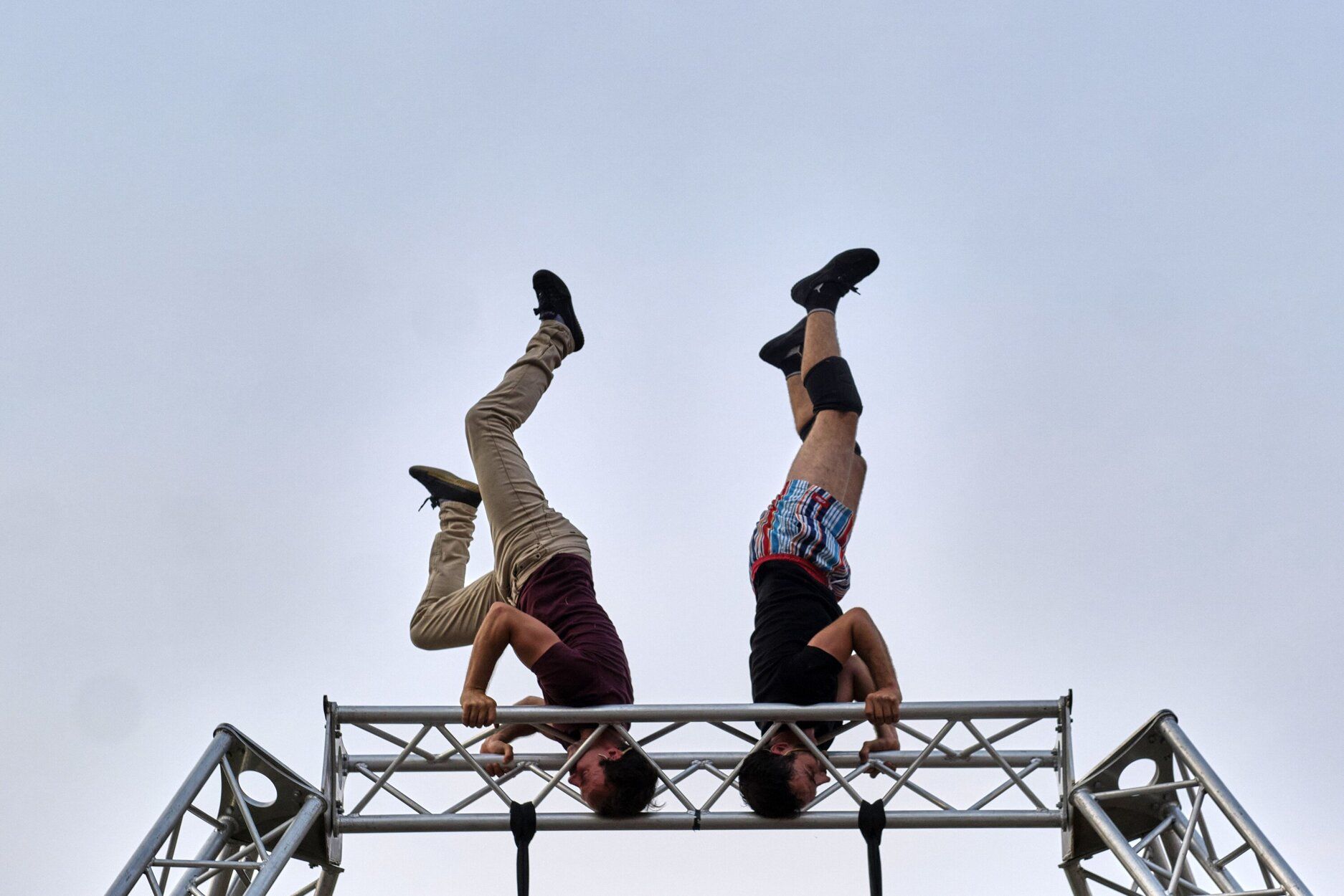 Fotos del espectáculo de circo y acrobacias de la compañía Cia Seon