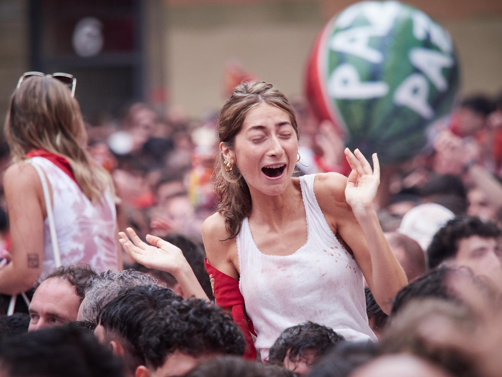 Fotos del  Chupinazo de San Fermín 2025 en Pamplona: ¡La fiesta más internacional se enciende con un grito solidario por Palestina!