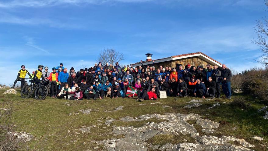 Enkarterri inaugura un año en las cumbres