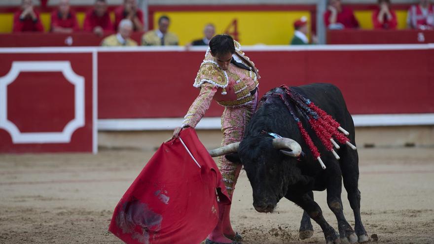 EiTB rectifica y considera un error tildar de &quot;asesinato&quot; la lidia de los toros en San Fermín