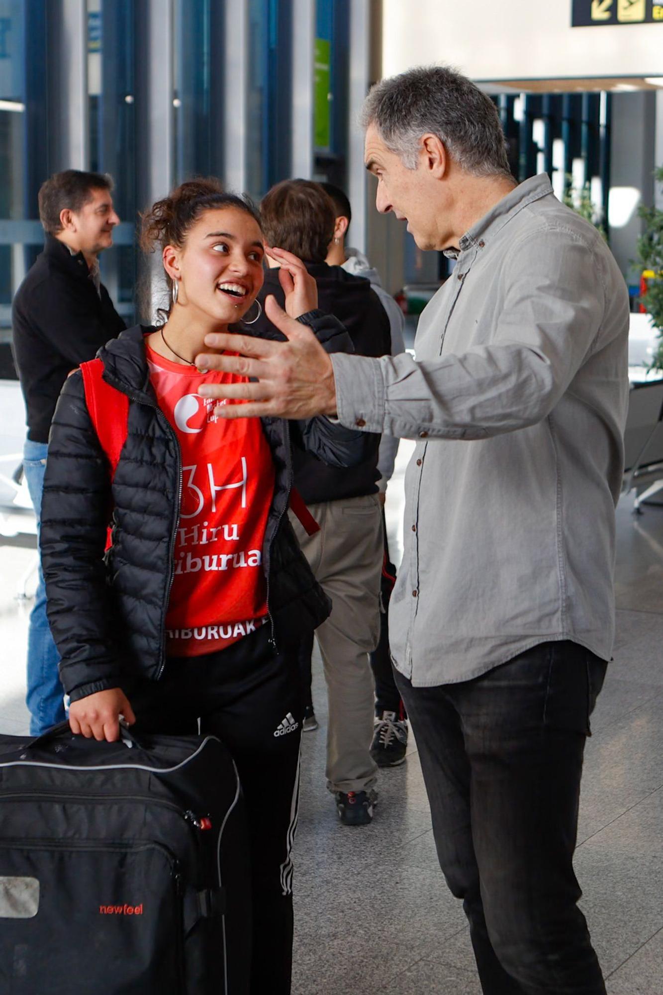 Llegada a Noáin - Pamplona de los medallistas navarros en el Mundial de frontball