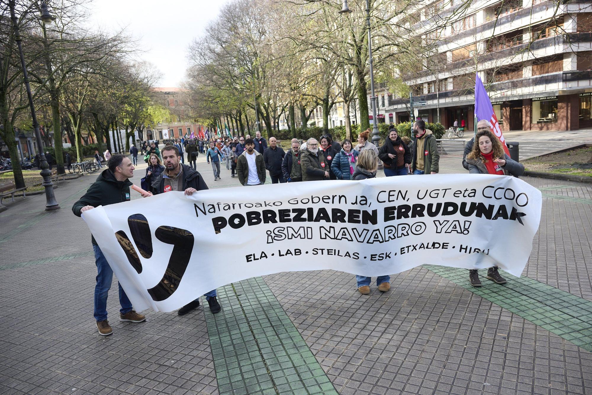 Cadena humana para reivindicar un SMI propio en Navarra