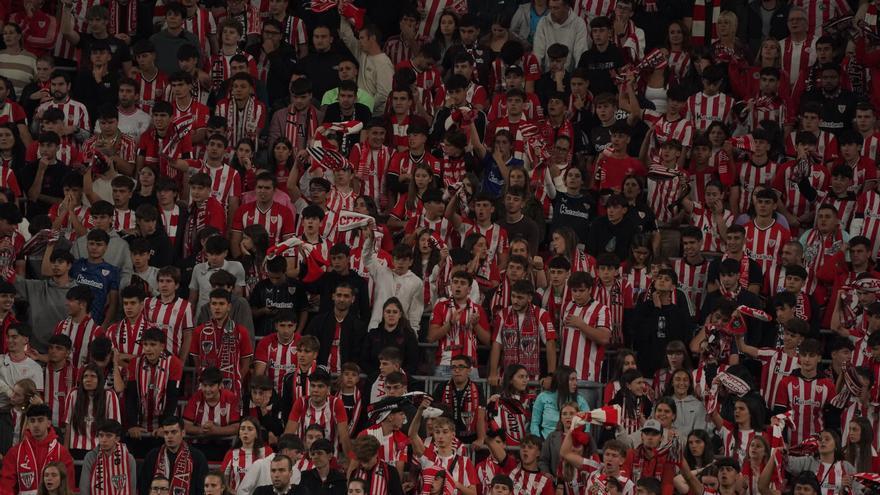 ¿Has estado en San Mamés viendo el Athletic-Girona? Búscate en nuestra galería