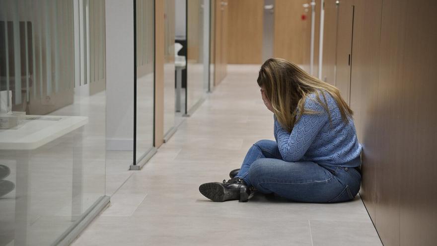 Salud Mental de Navarra atendió a 2.135 personas con depresión en 2023 y el 65% eran mujeres