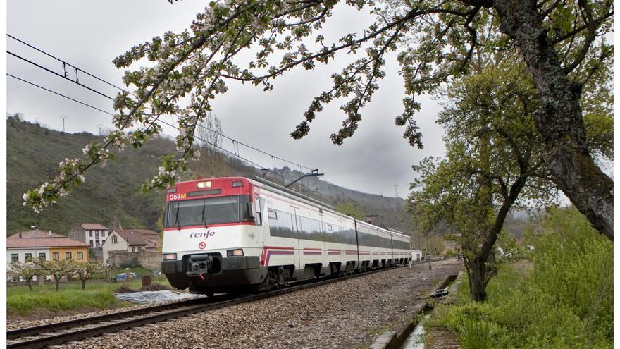 La huelga en Renfe obliga a cancelar 320 trenes este lunes