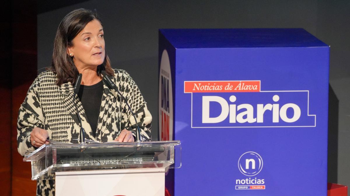 Beatriz Artolazabal durante el Foro Álava Objetivo.
