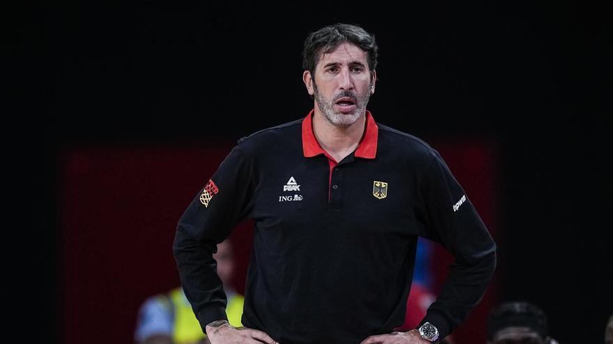 Álex Mumbrú, seleccionador de baloncesto de Alemania, ingresado por una infección aguda