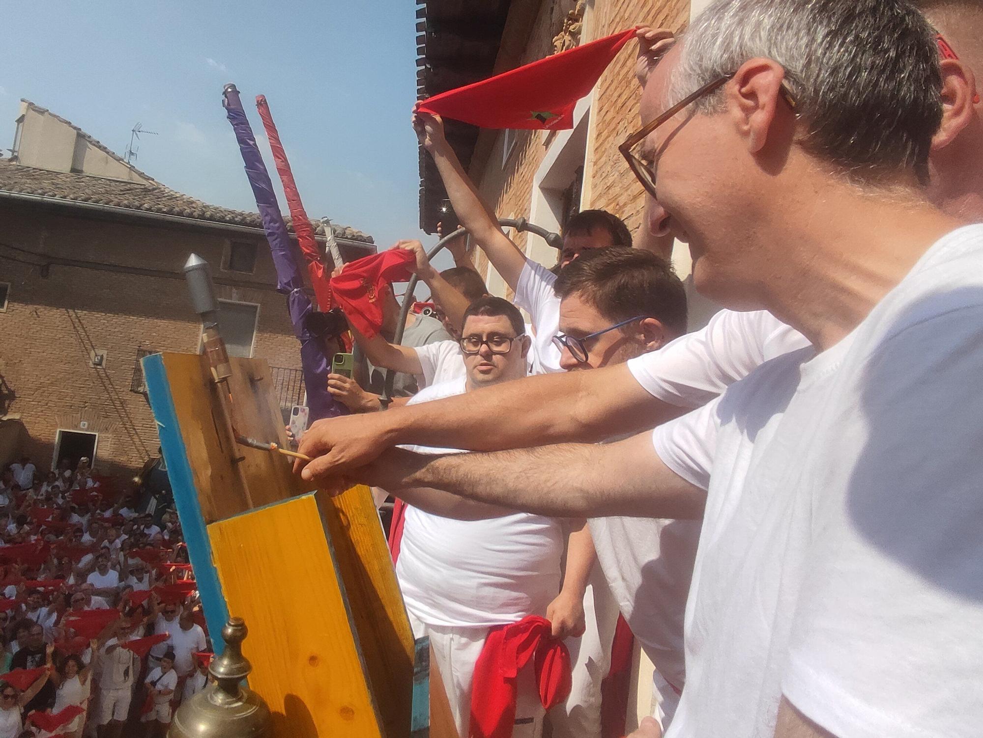 Fotos del chupinazo de Los Arcos