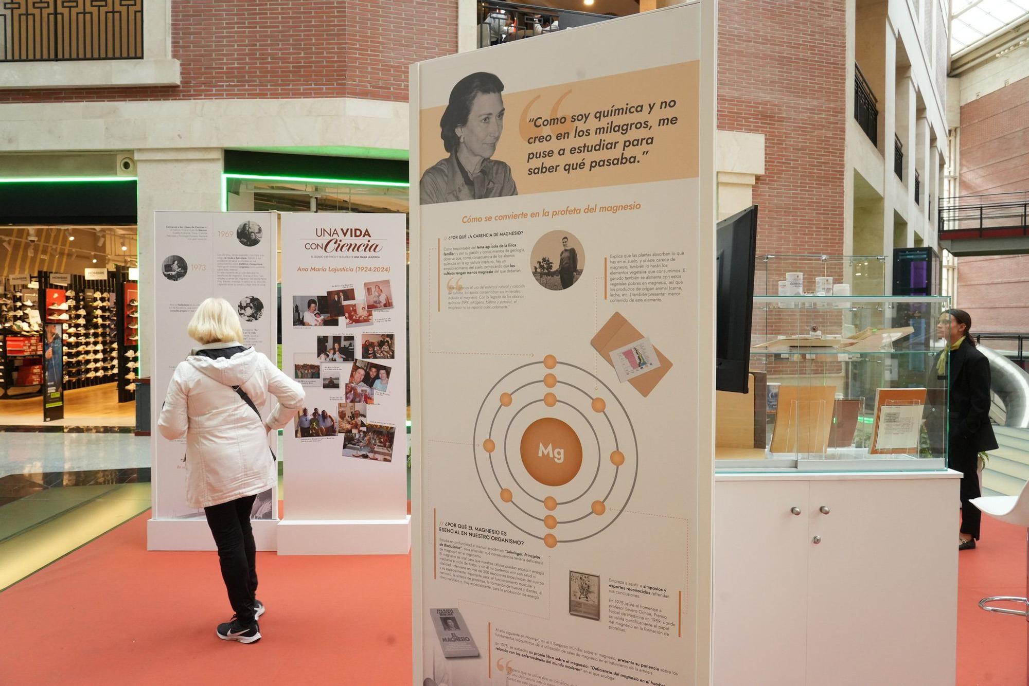 En imágenes: Bilbao recuerda a la pionera Ana María Lajusticia