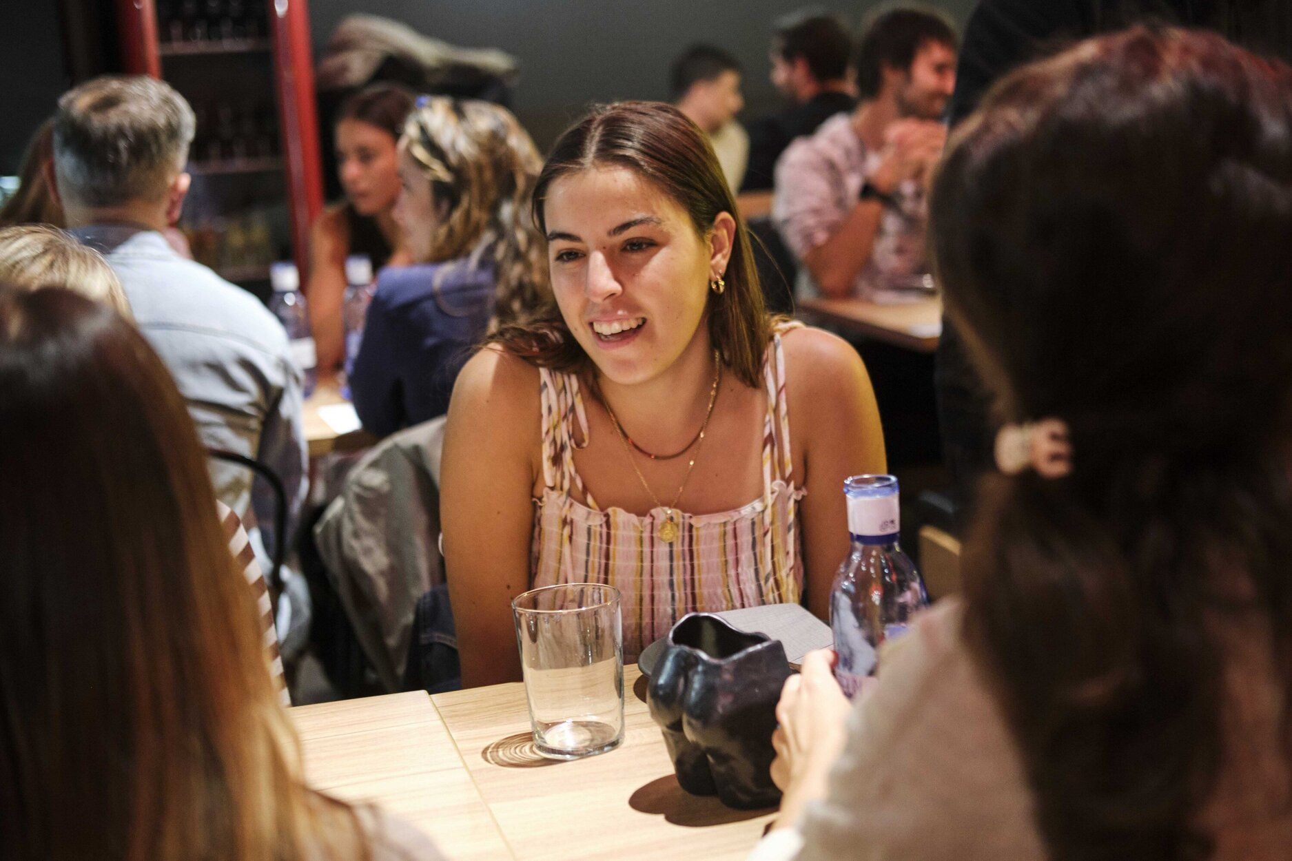 Isla Sicilia reúne a más de 30 creadores de contenido en un evento único en Pamplona