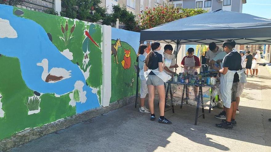 450 personas crean un mural en Marcilla