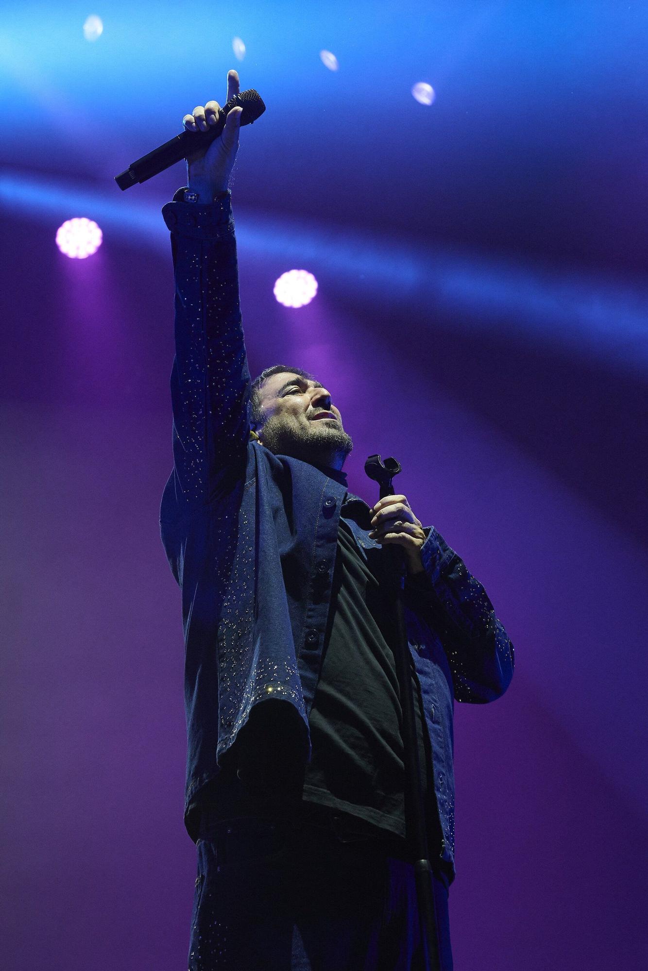 Fotos del concierto de Antonio Orozco en el Navarra Arena de Pamplona