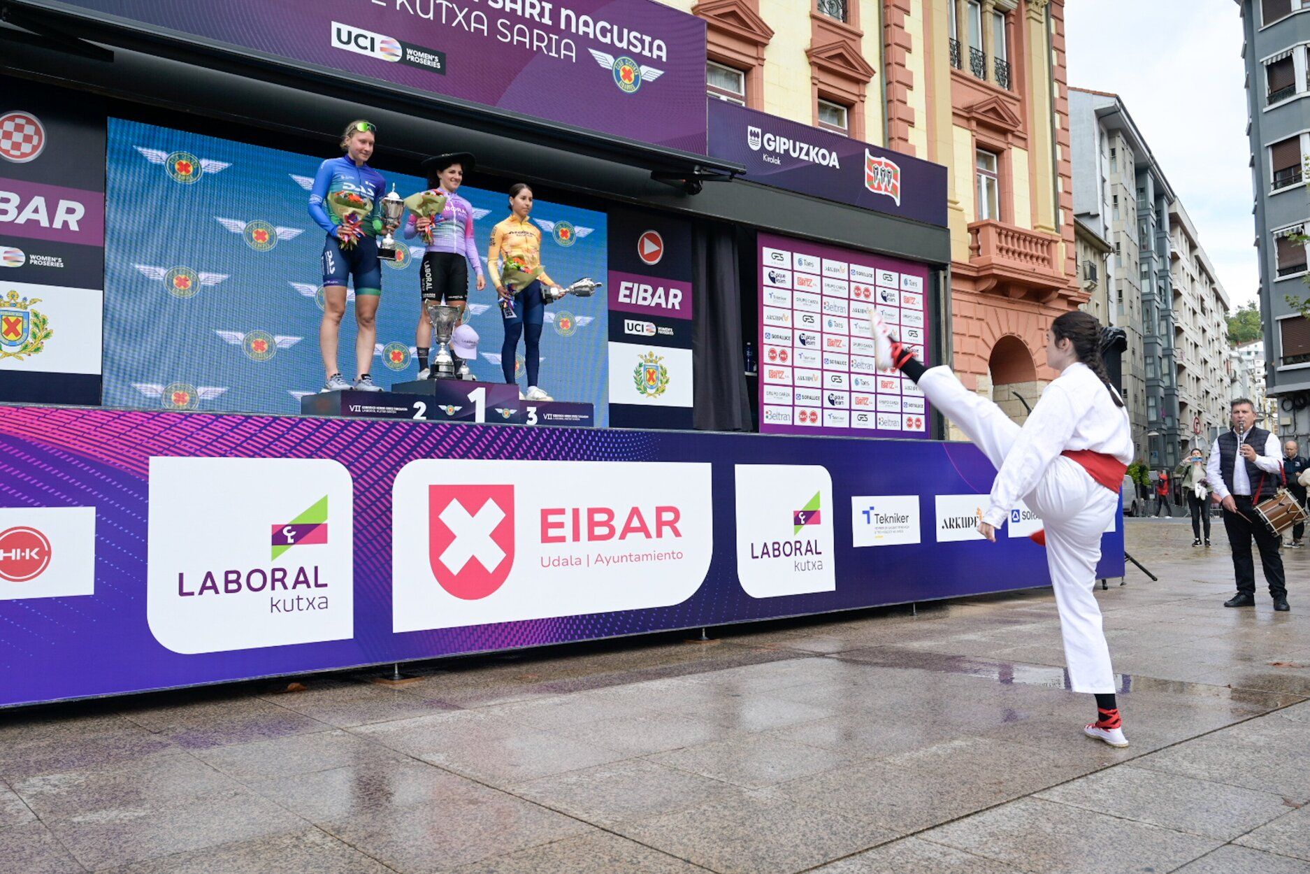 Ane Santesteban di e adiós al ciclismo en Eibar
