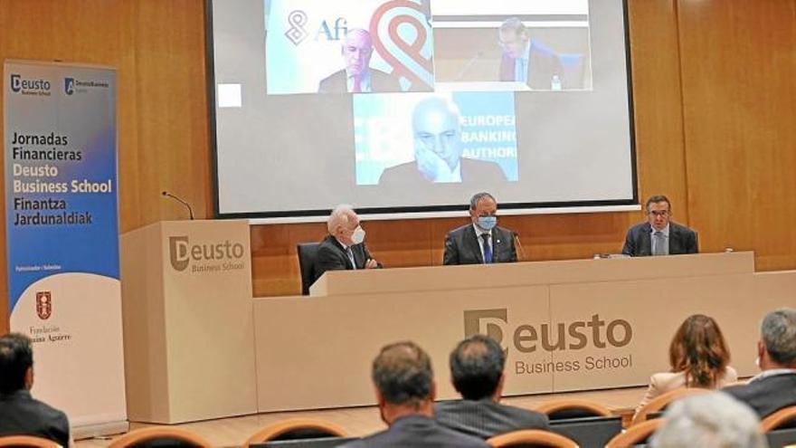 Las Jornadas Financieras de DBS celebraron ayer su última sesión de esta edición. Foto: Oskar González