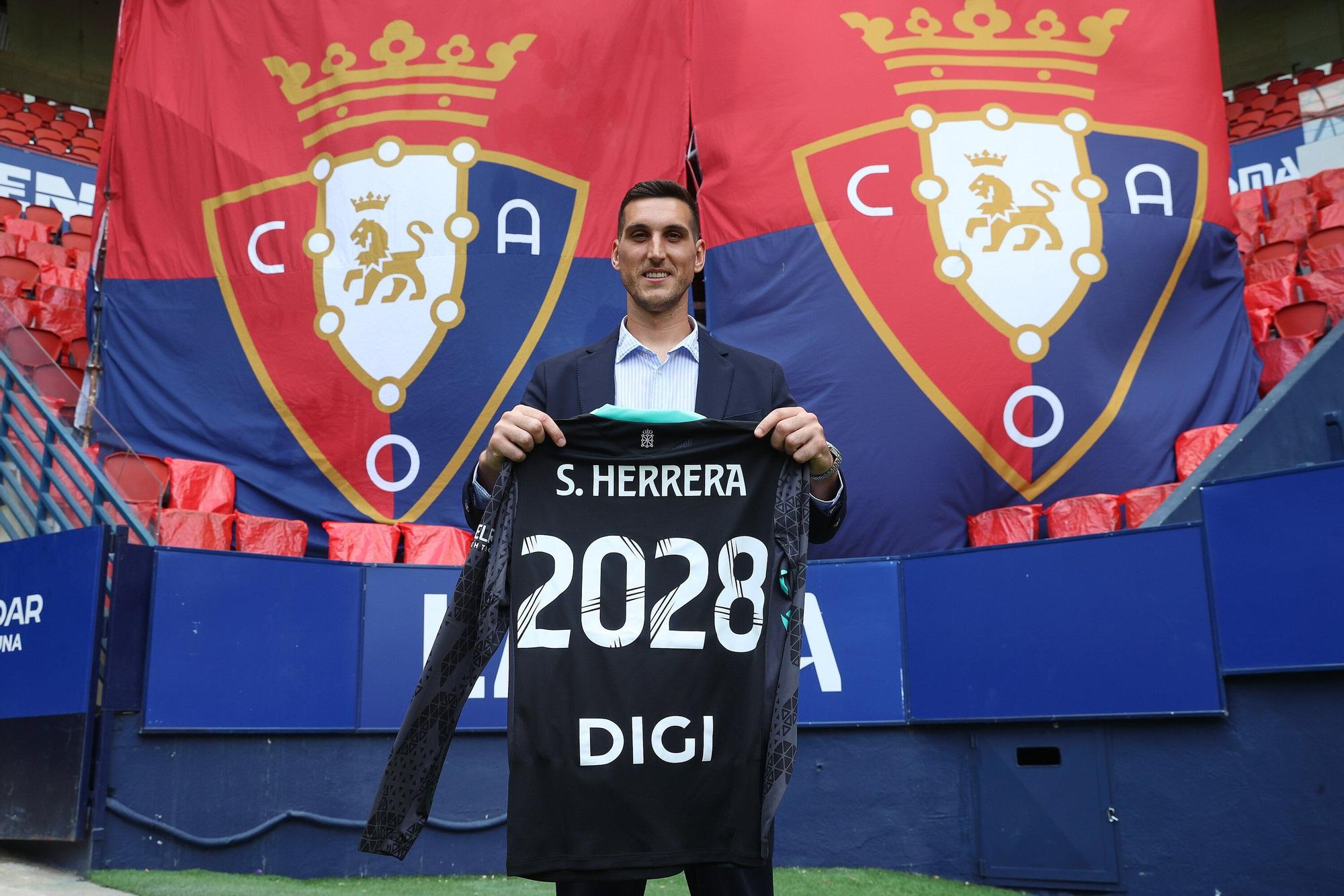 Rueda de prensa de la renovación de Sergio Herrera hasta 2028