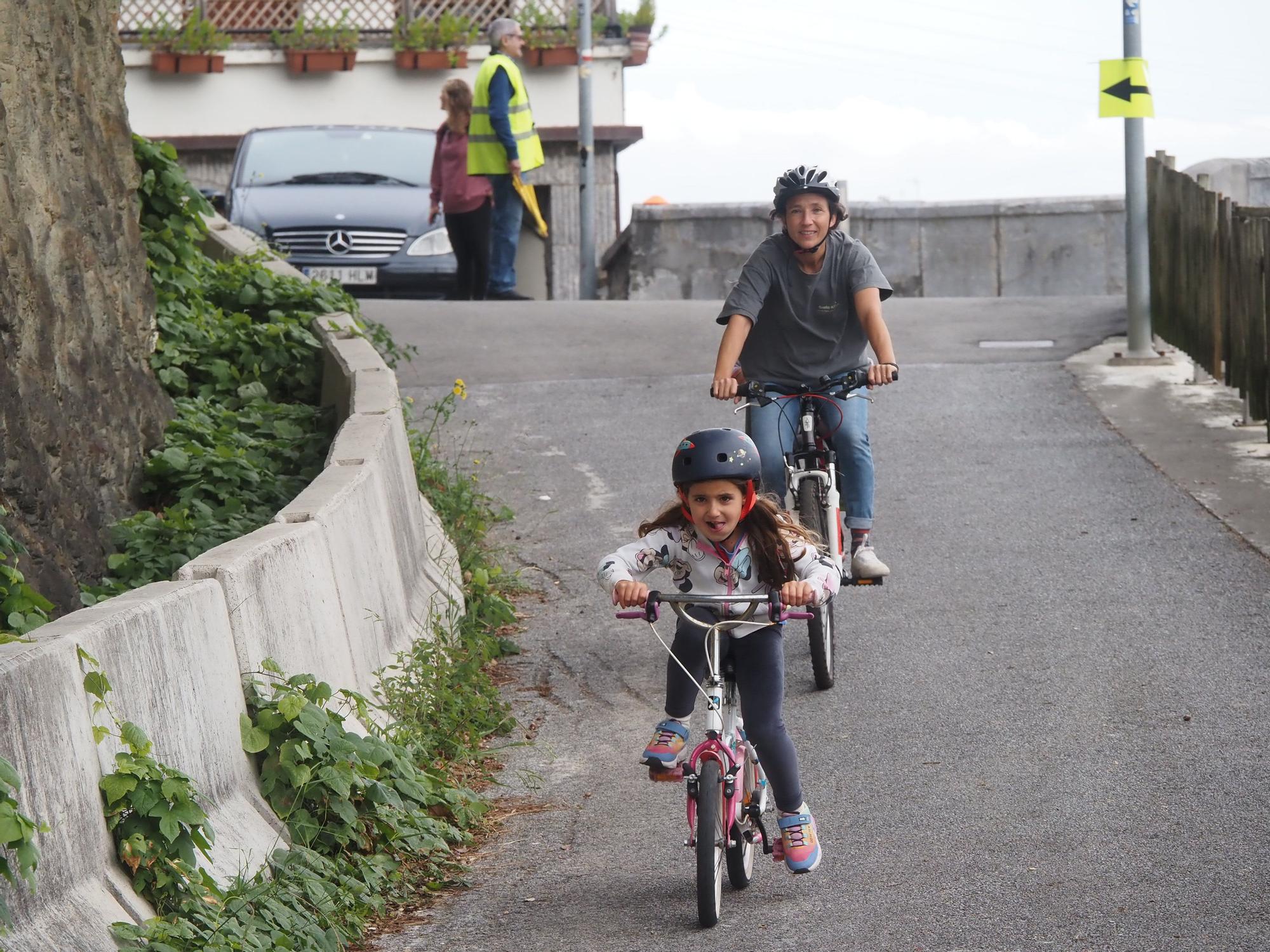 Fiesta ciclista en Deba