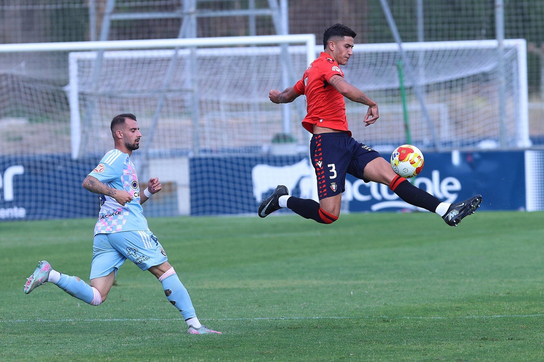 Fotos del partido entre Osasuna Promesas y Ponferradina
