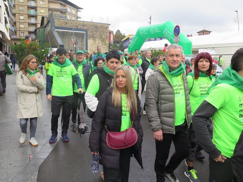La marcha contra el cáncer de Urretxu y Zumarraga, en imágenes