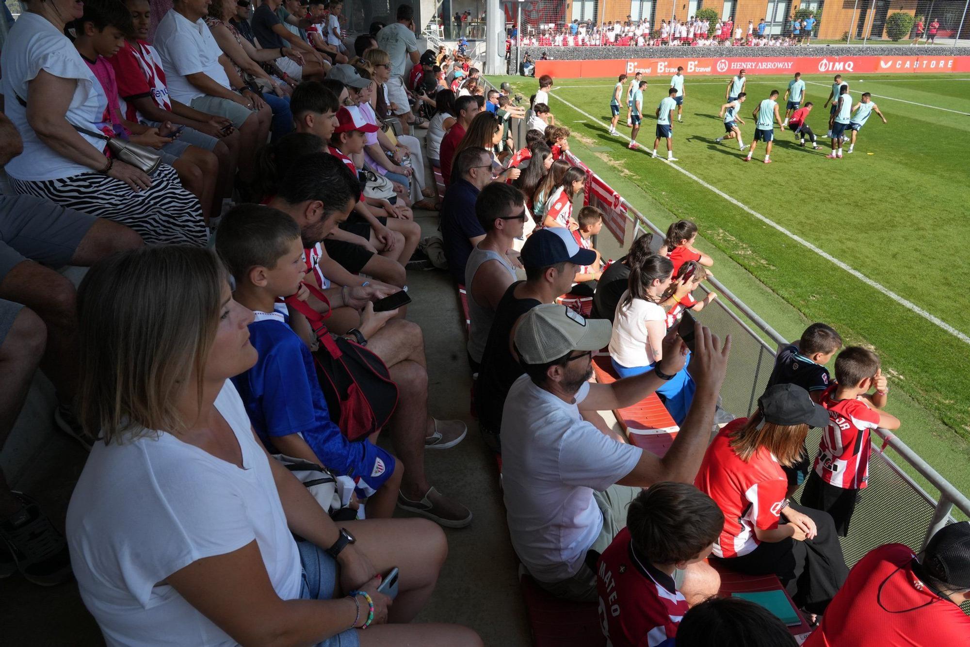 2.500 seguidores arropan al Athletic en Lezama