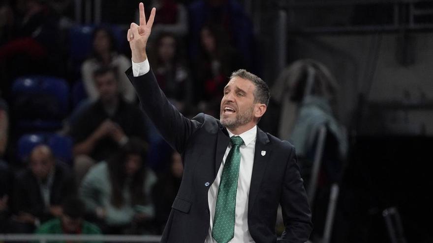 El desgaste de Ibon Navarro en el Unicaja