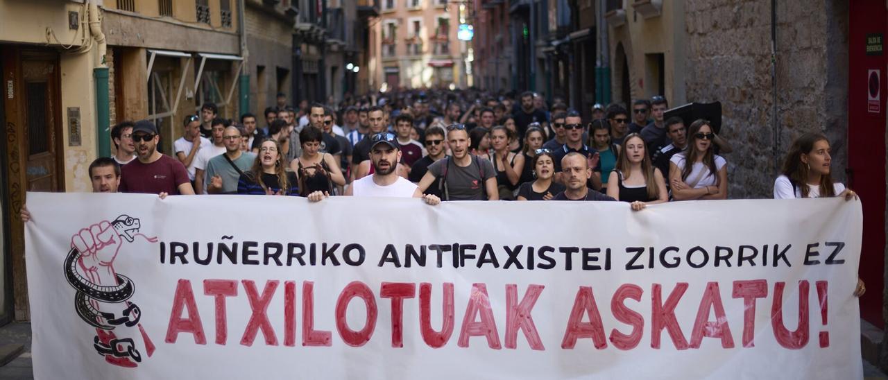 Manifestación en Pamplona en apoyo de las 28 personas detenidas en la macrooperación policial