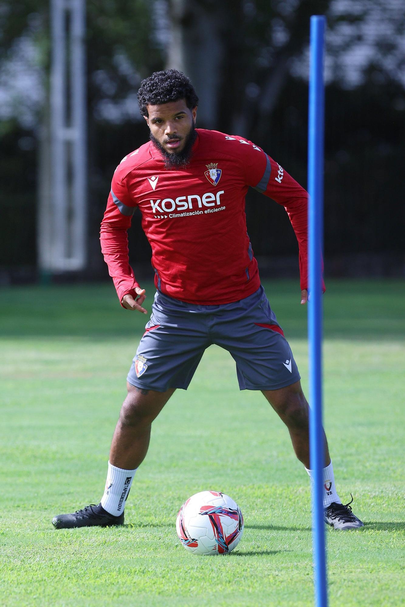 Fotos del entrenamiento de Osasuna (miércoles 10 de septiembre de 2025)