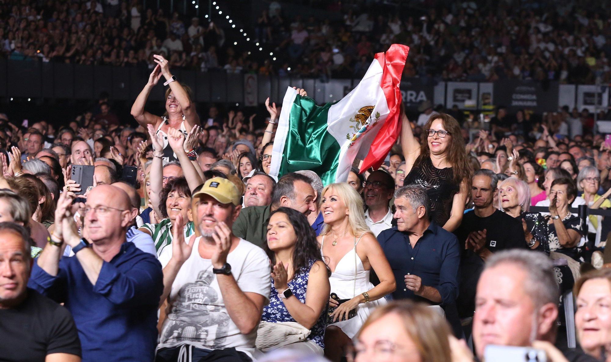 Fotos del concierto de Alejandro Fernández en el Navarra Arena