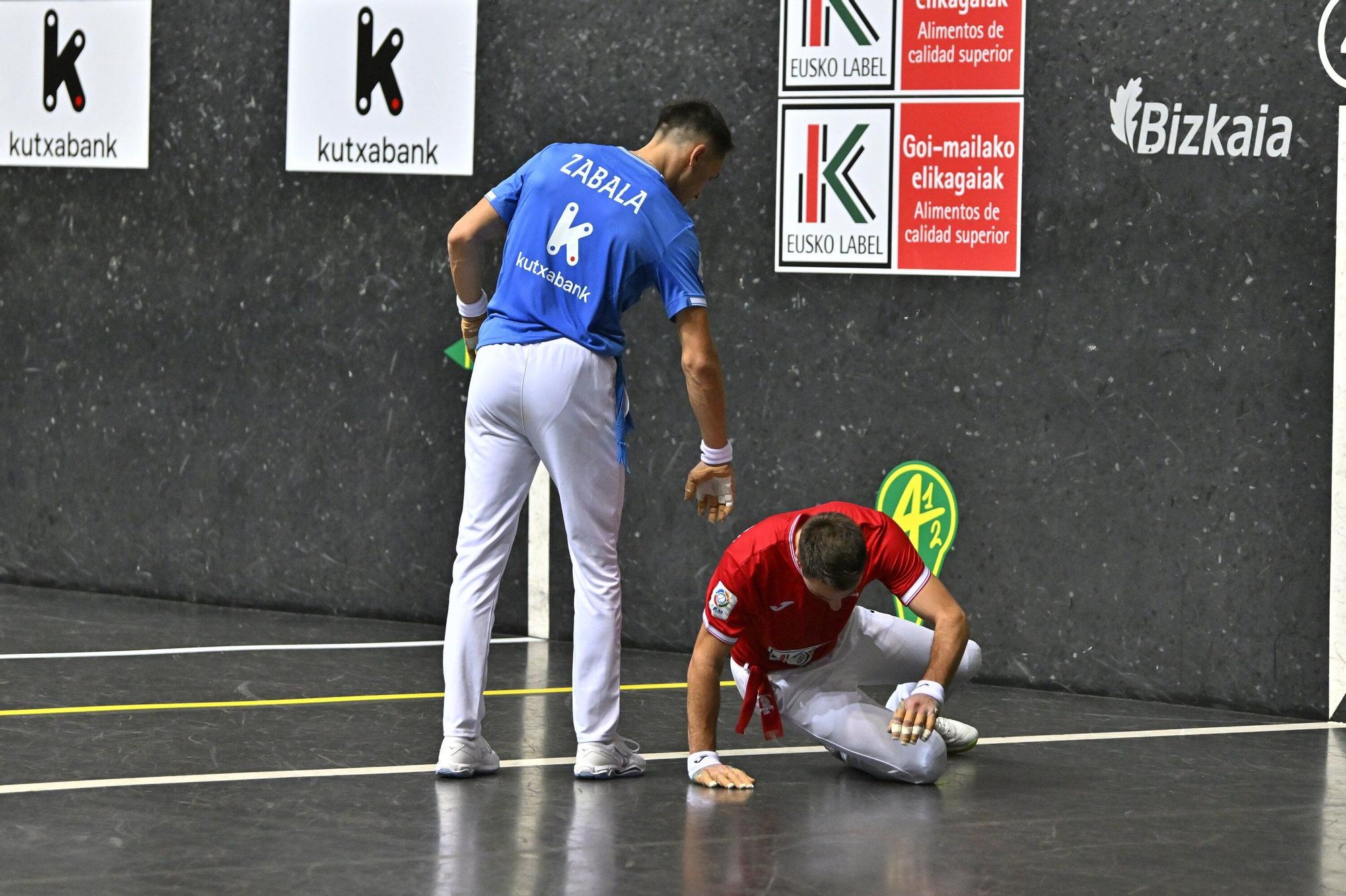 En imágenes: Etxeberria se hace con su primera txapela del Cuatro y Medio en Bilbao (22 - 11)