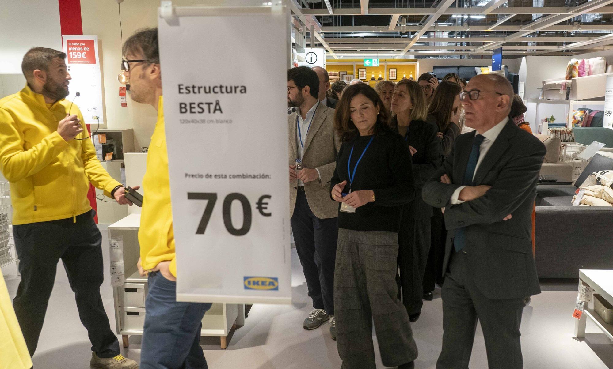 Fotos de la inauguración de la nueva tienda de Ikea en Vitoria
