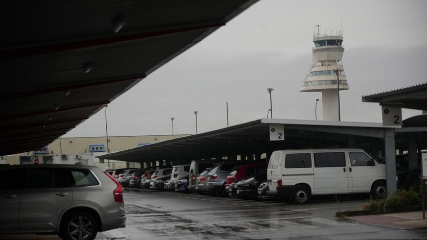 El aparcamiento del aeropuerto de Foronda dejará de ser gratuito a partir de 2027