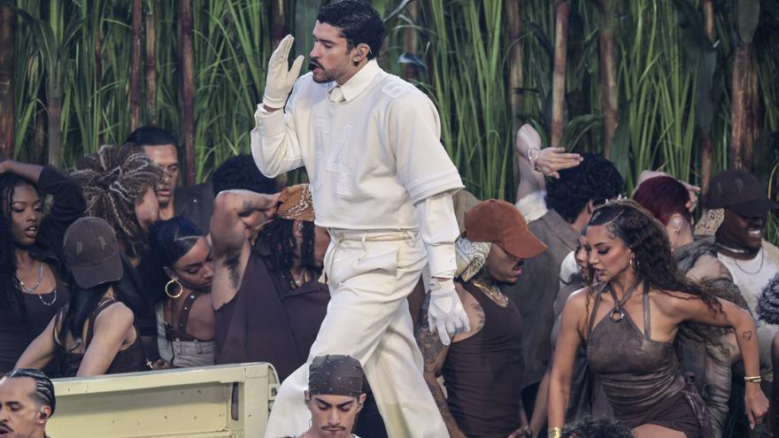 Trump dice que el espectáculo de Bad Bunny en la Super Bowl fue "uno de los peores de la historia"