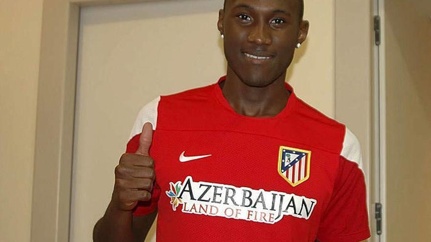 El Atlético hace oficial las llegadas de Alderweireld y Guilavogui