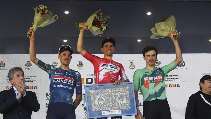 Urko Berrade rueda libre en Cerdeña