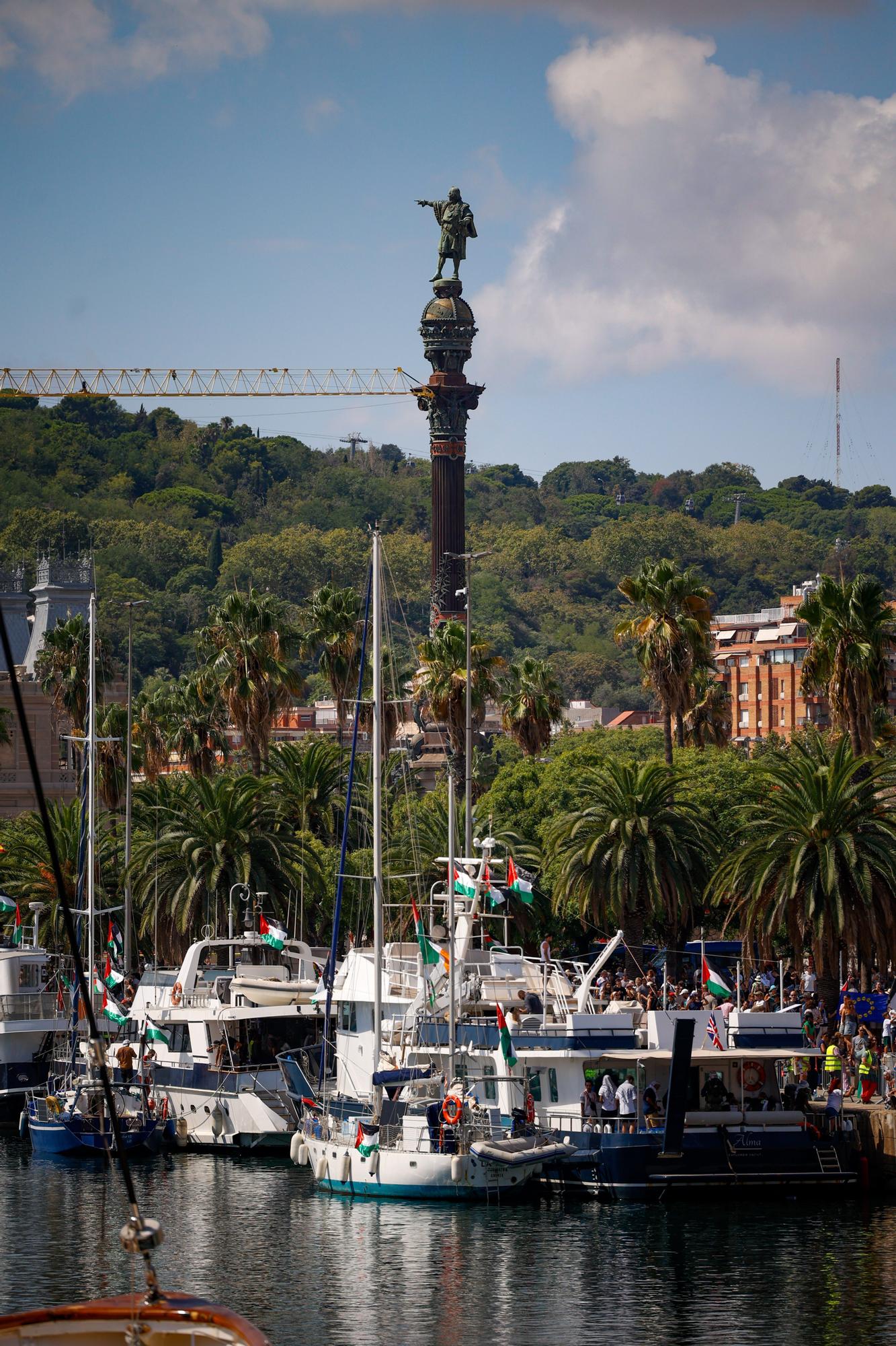 Fotos: La flotilla Global Sumud zarpa rumbo a Gaza