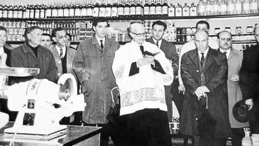 La inauguración de la tienda de Kale Barria el 24 de abril de 1965.