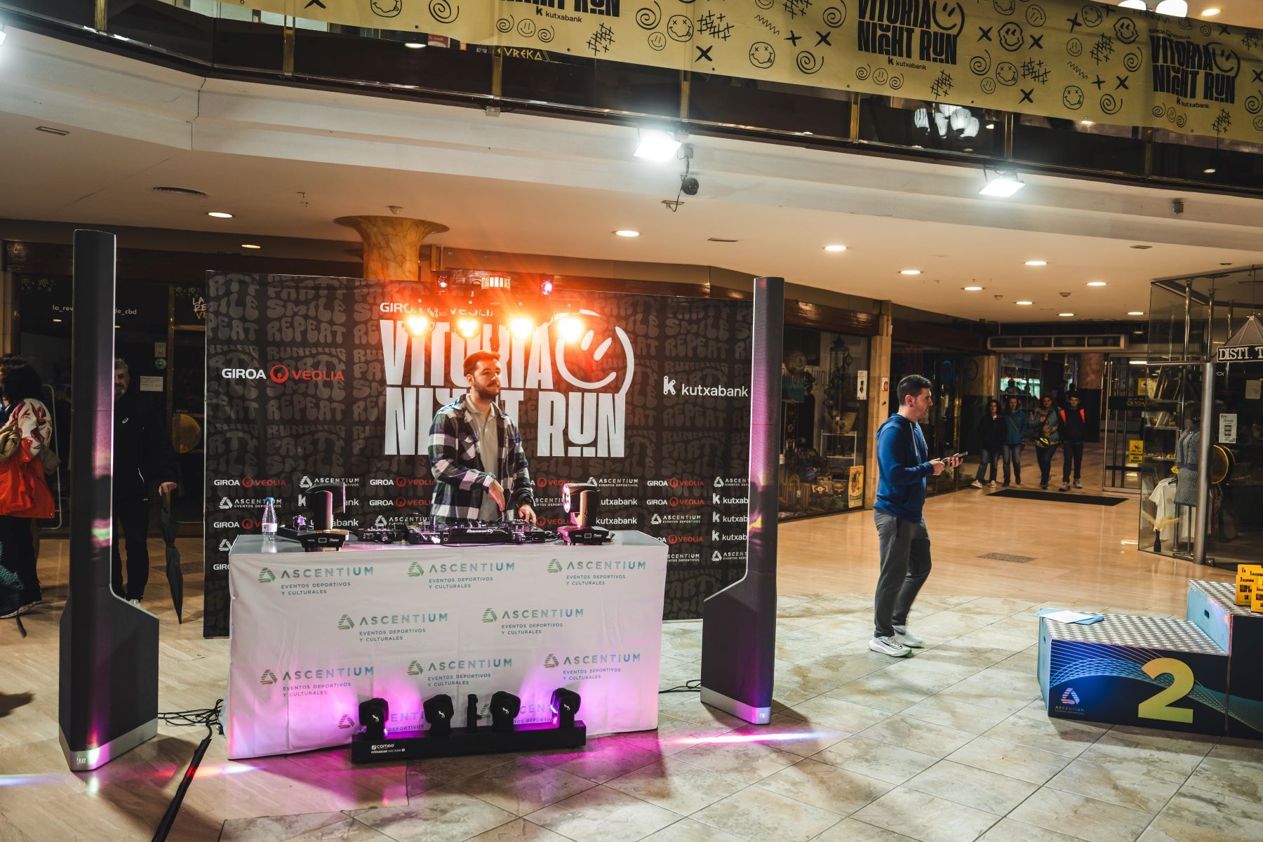 Las mejores imáganes de la Giroa Veolia Vitoria Night Run