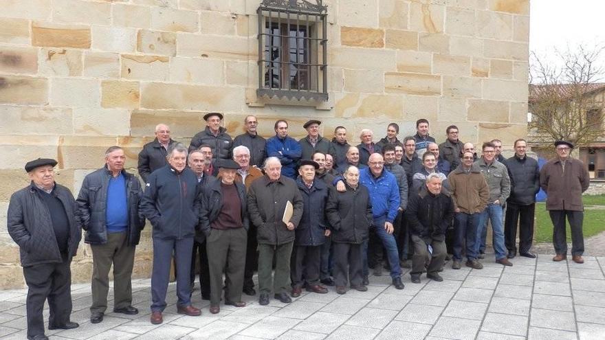 Urdiain  y Bakaiku honran a San Antón