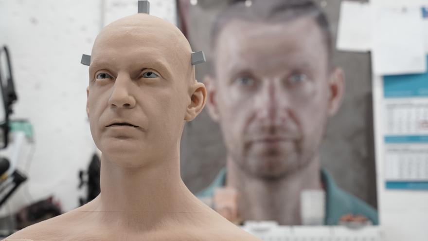¿Venderías tu rostro y tu voz para siempre a un robot por 180.000 euros?
