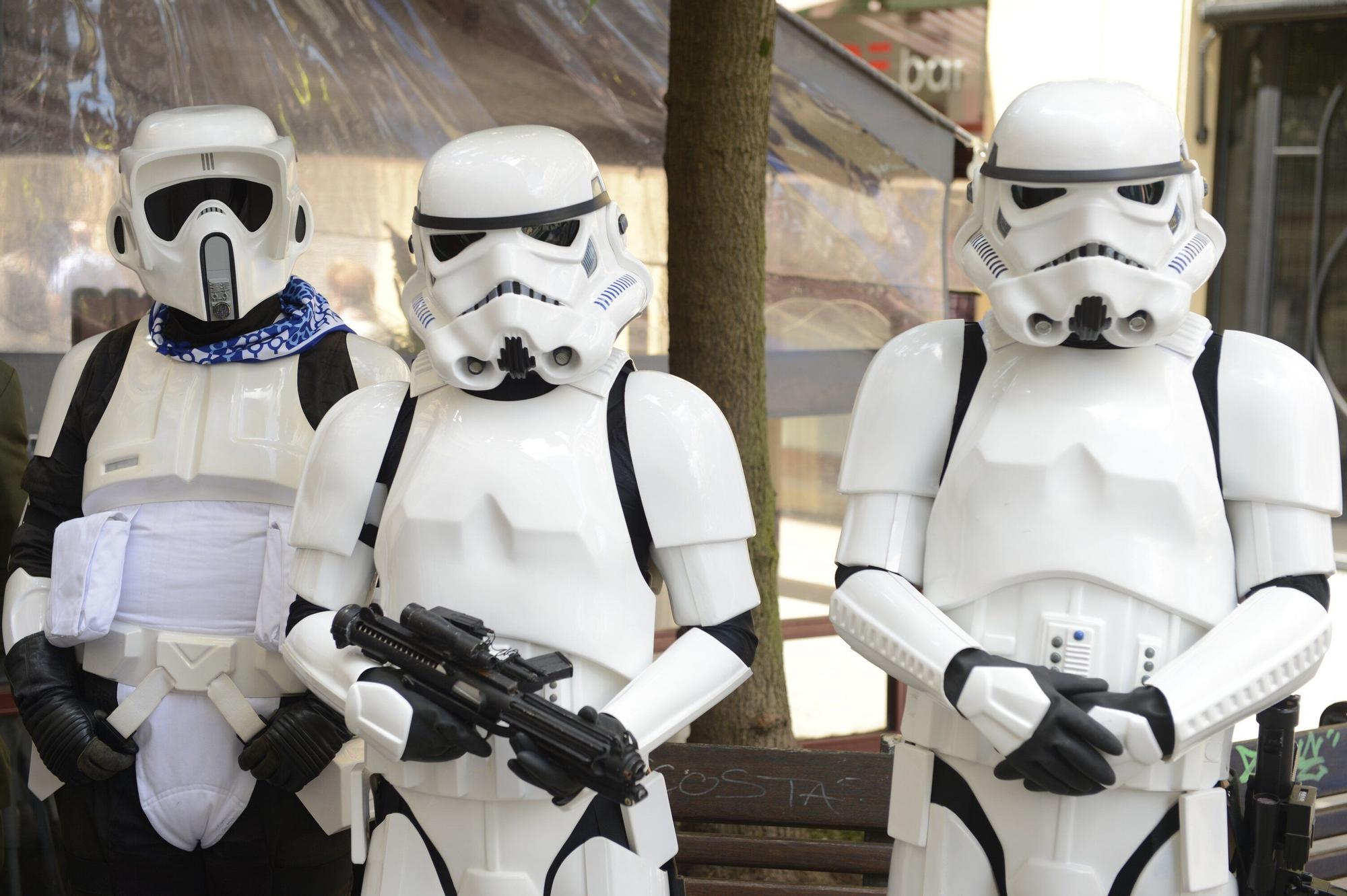 En imágenes: los personajes de Star Wars irrumpen en plena Aste Nagusia
