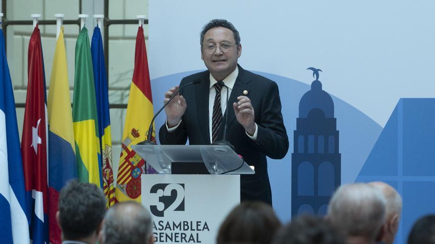El PP muerde y no suelta la presa del fiscal