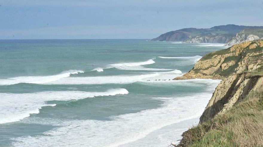 Una playa, a una hora de Pamplona, la mejor &quot;para el mes de agosto&quot;, según la revista Viajar