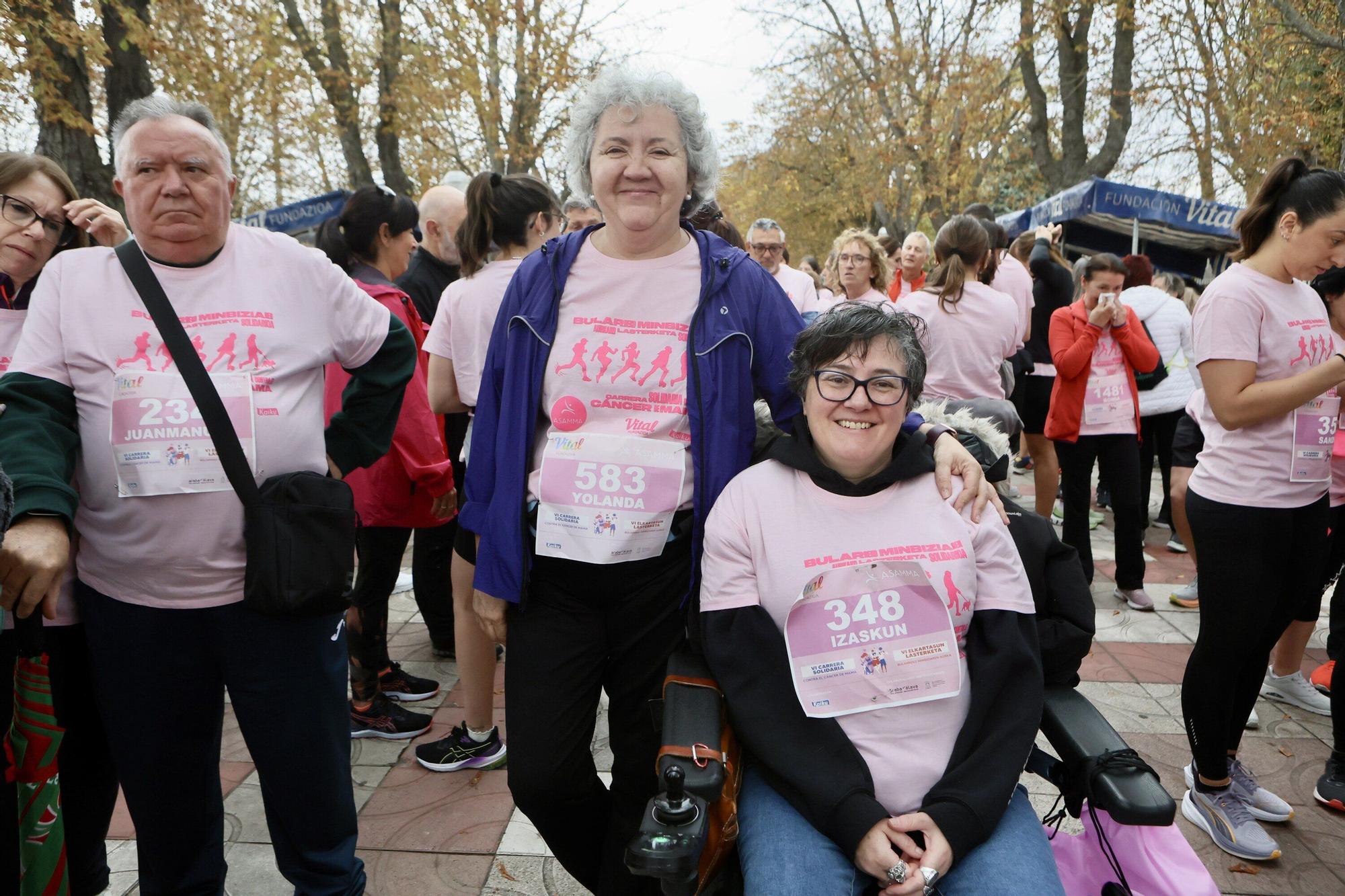 En imágenes: Vitoria se vuelca con la VI Carrera Solidaria contra el Cáncer de Mama
