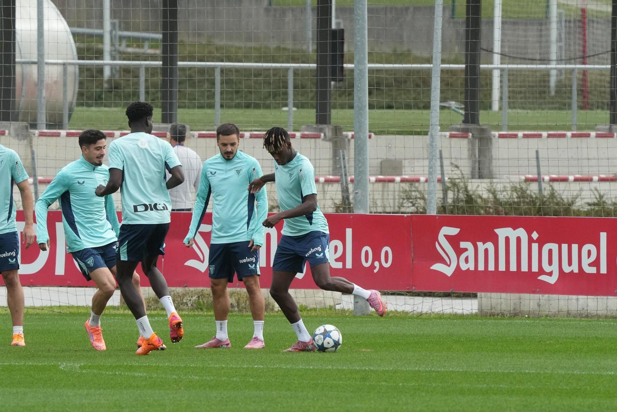 En imágenes: el Athletic empieza a preparar el partido ante el Borussia Dortmund