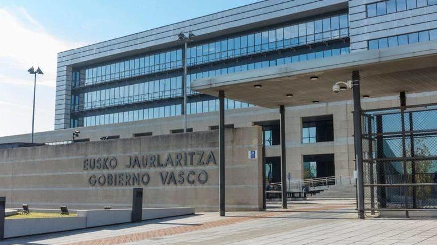 Gobernuak Erretiro Partzialeko Plana eskaini die Funtzio Publikoko sindikatuei