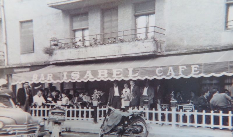 Imagen antigua del bar Isabel.